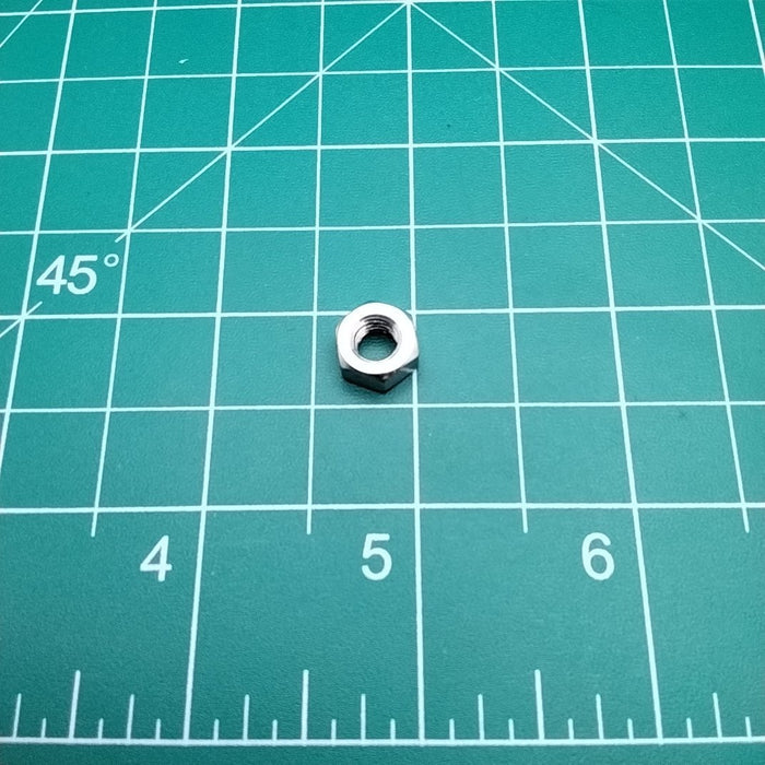 Z1649 - Nut: M6