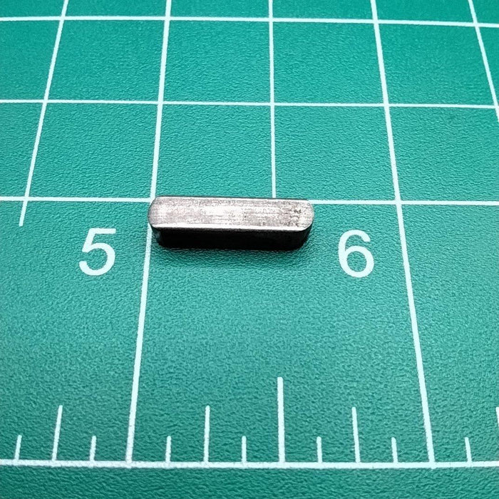 Z5349 - Key: flat, 4 x 16