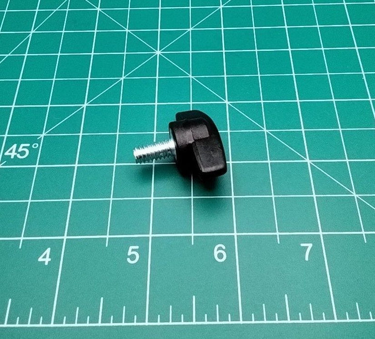 Z6009 - Clamp screw